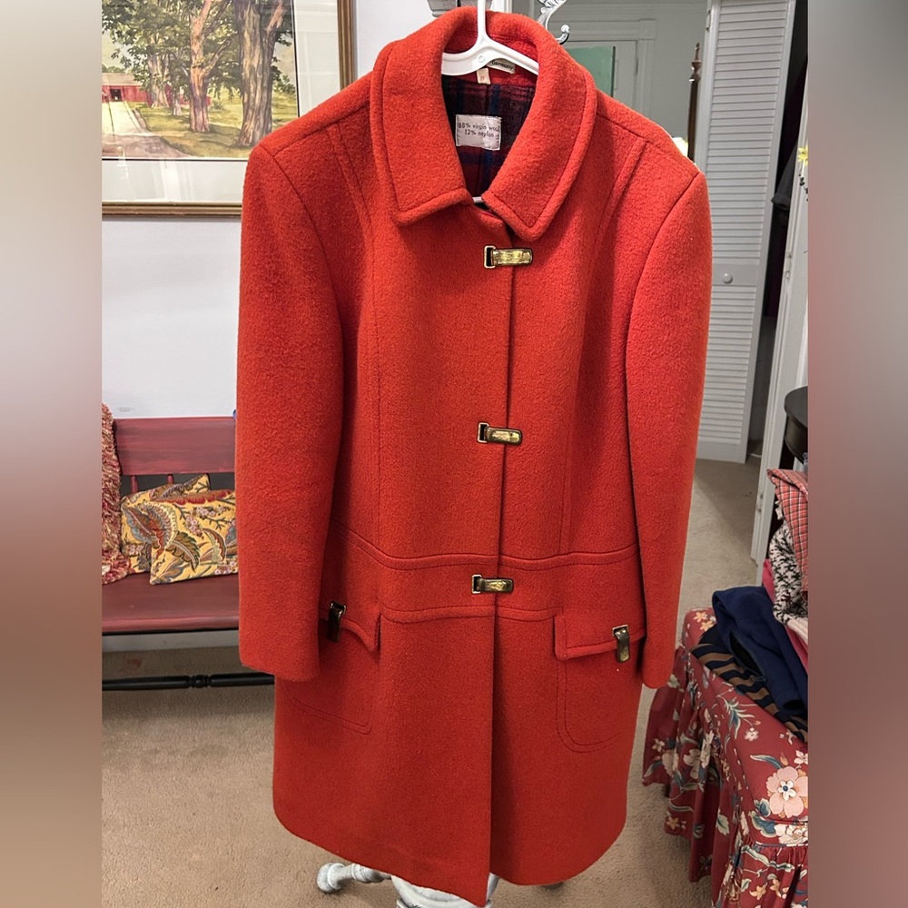 Vintage 60s dufflecoat Burnt Red Plaid Lining &Gold Toggles Made In West Germany